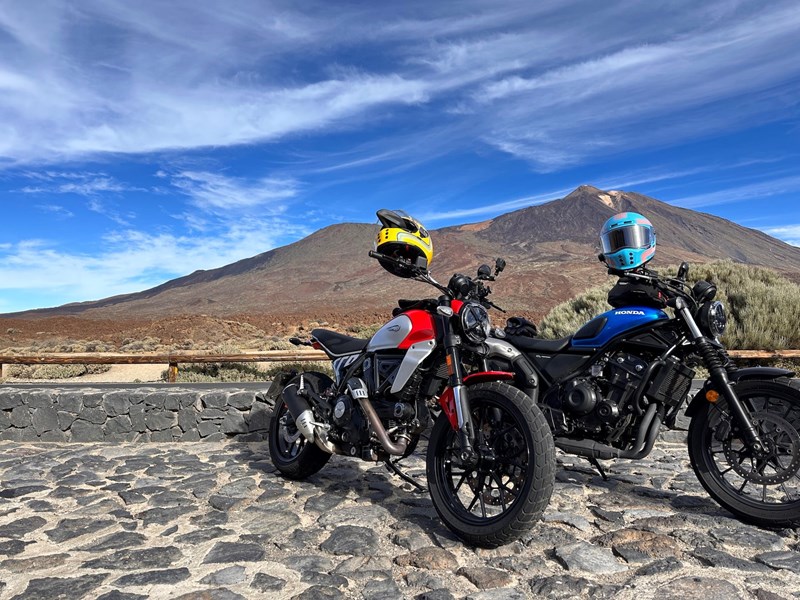Karge Landschaft - trotzdem ein lohnendes Ziel! Die Fahrt auf den Teide!