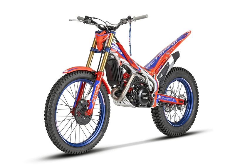 Die Beta EVO Factory 300 2T. Die Beta EVO Factory 300 2T.