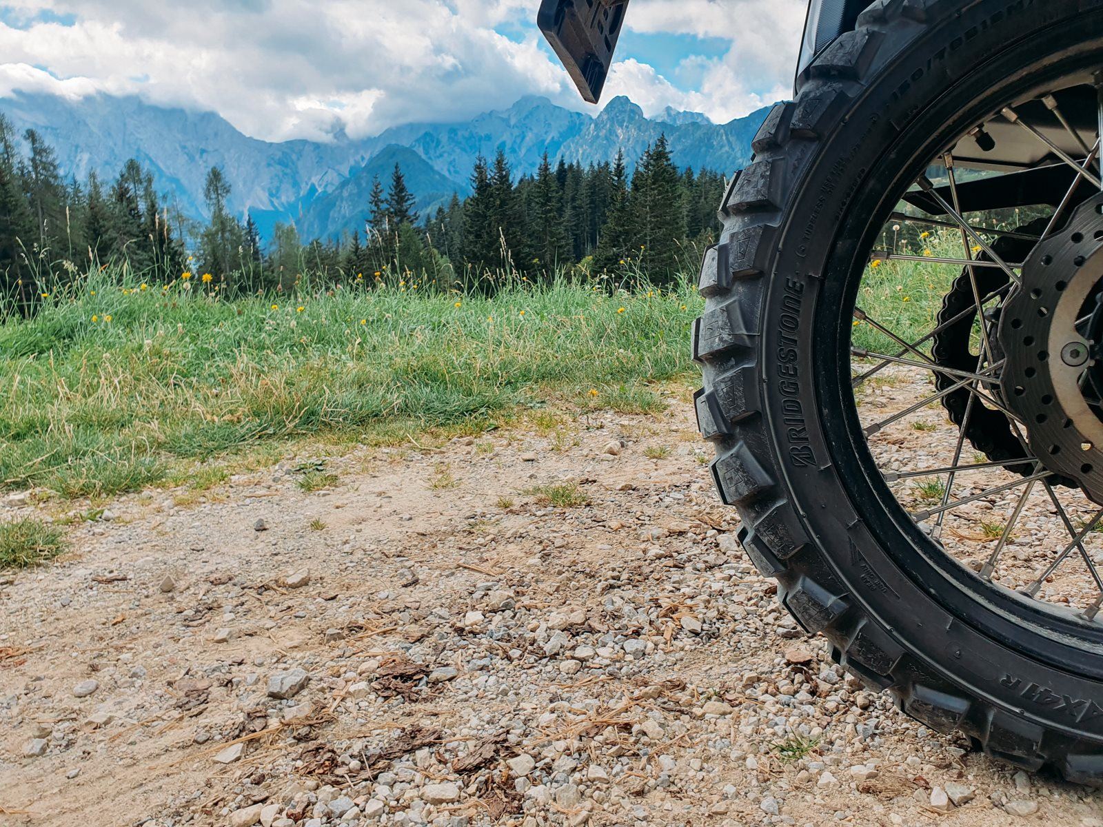 Bridgestone AX41 auf Yamaha Tenere 700