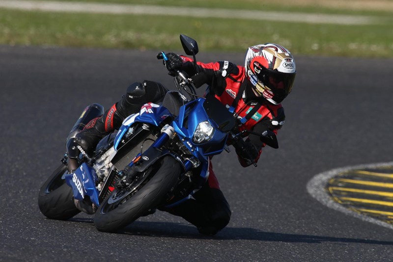 1000PS Bridgestone Trackays - Auch Nakedbikes oder Reiseenduros sind willkommen