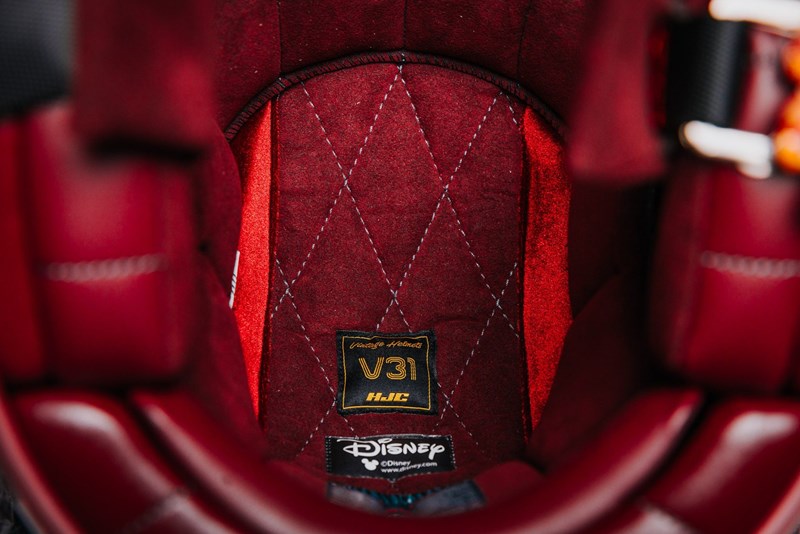 Das herausnehmbare und waschbare Innenfutter gibt dem V31 einen edlen Touch.