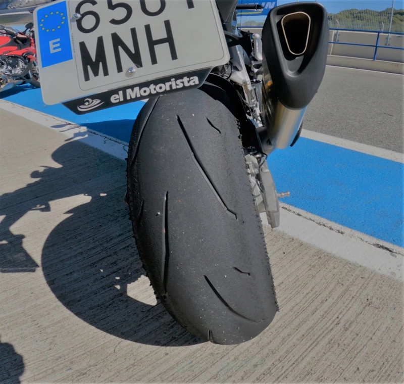 Abriebbild Michelin Power GP2 Trackeinsatz Abriebbild Michelin Power GP2 Trackeinsatz