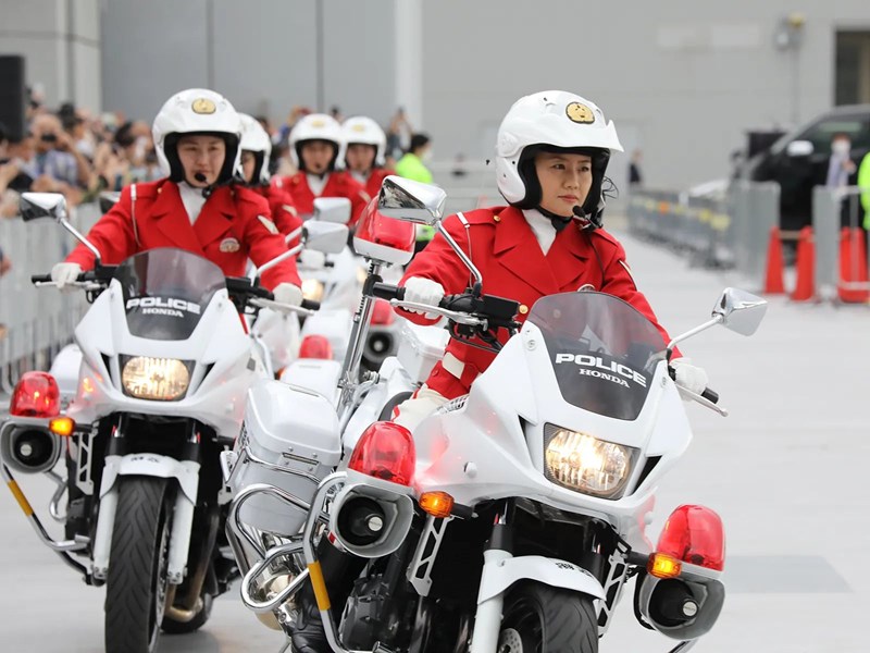Parkourfahrten der Tokio Polizei auf der Honda CB1300S, die in Japan noch zum Verkauf steht.