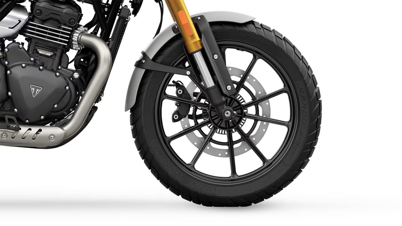 Triumph Scrambler 400X 2024 Metzeler tires