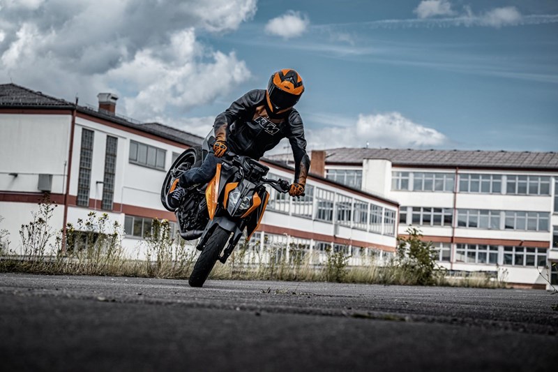 KTM 125 Duke 2024