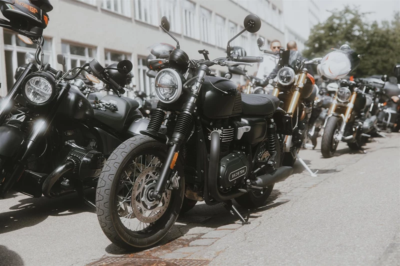 Brixton Cromwell 1200 2024 am Gentleman's Ride in Zürich Brixton Cromwell 1200 2024 am Gentleman's Ride in Zürich