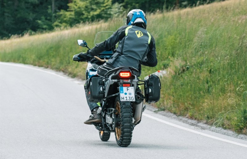 Motorradfahren lernen - Seitenwind am Motorrad