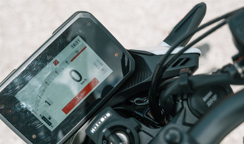 Motorradfahren lernen - Honda CB500 Hornet mit ABS