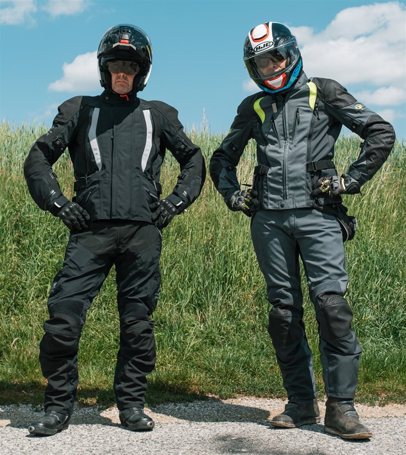 Motorradfahren lernen - die Vorteile von Funktions-Textilbekleidung