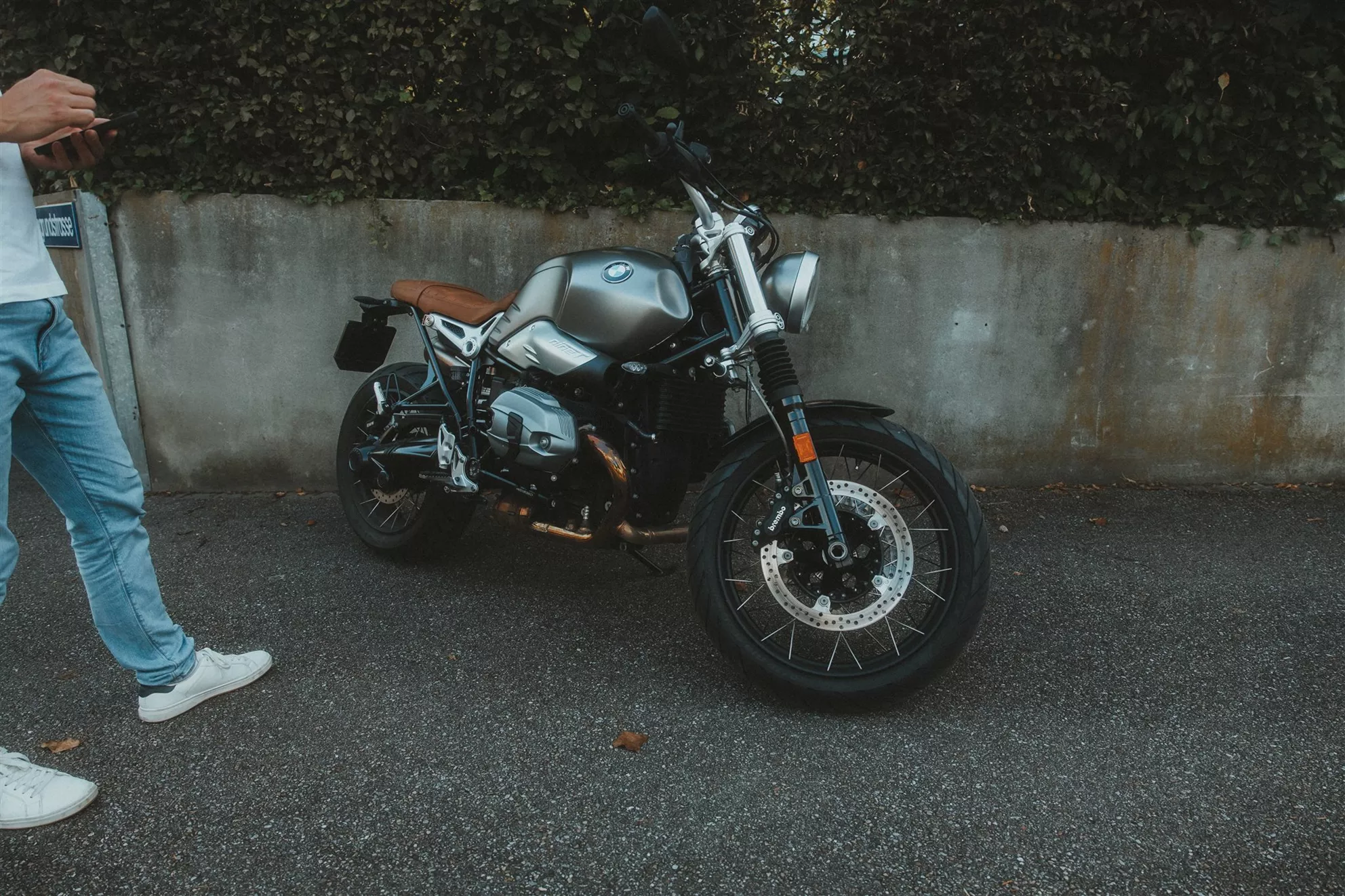 La BMW R NINE T est prête à être louée via RIBE.