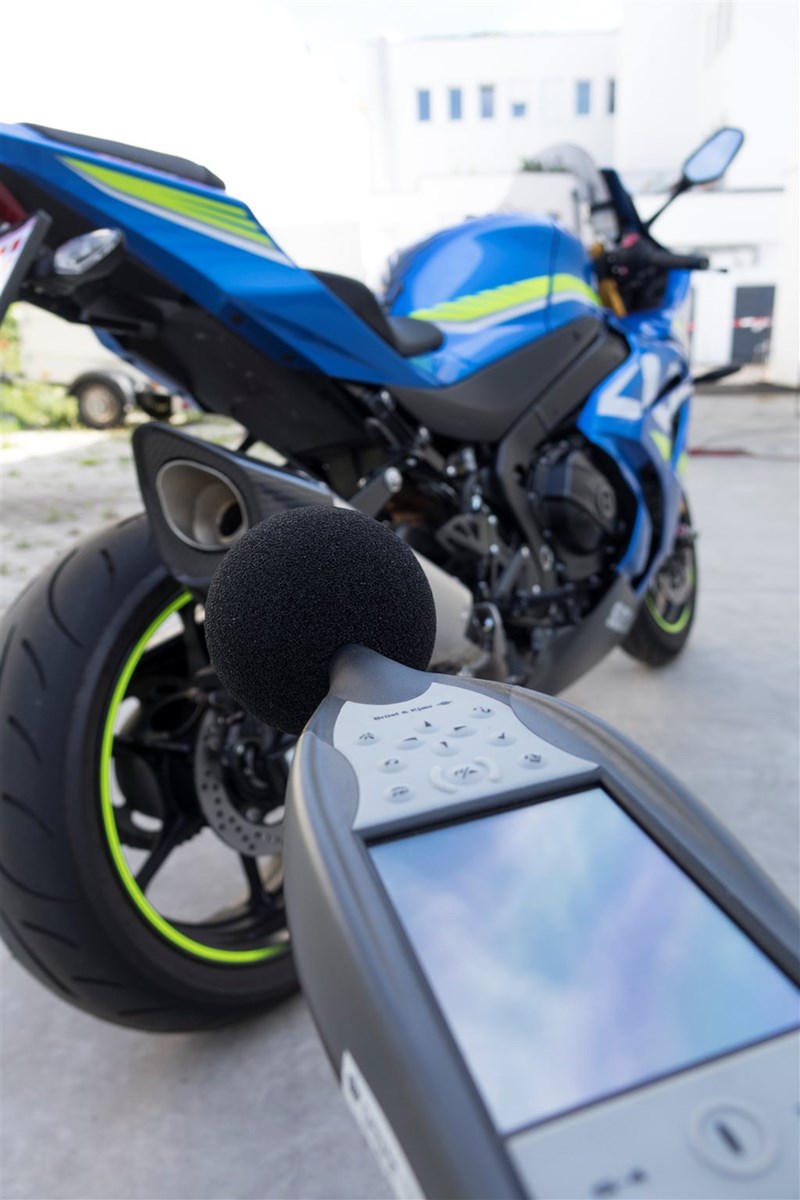 Mit einer dB-Messung bei TÜV AUSTRIA geht man auf Nummer sicher.