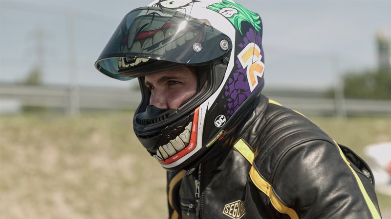 Stil und Sicherheit kombiniert mit HJC und Segura.