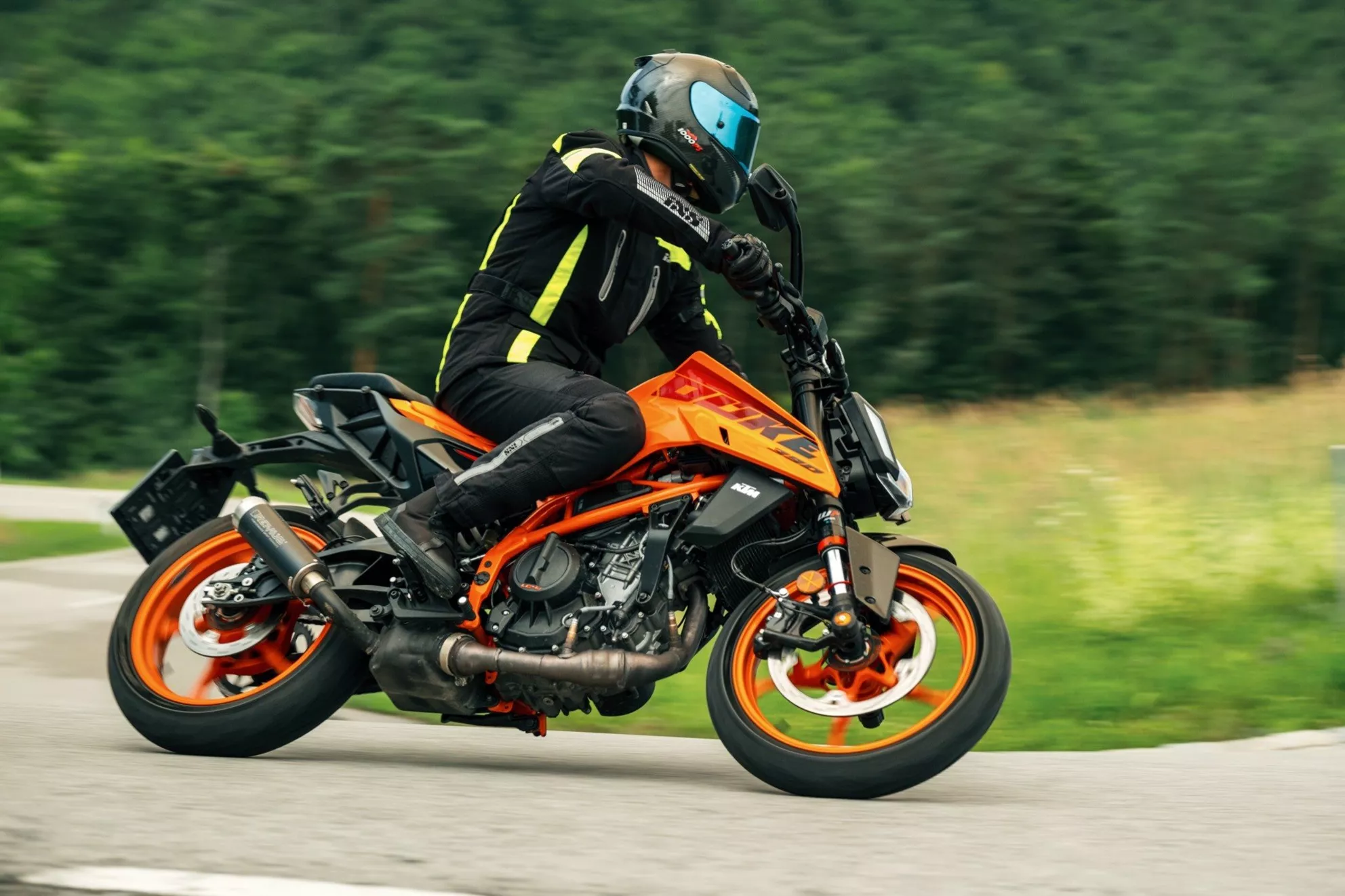 Cool and cheeky: The KTM 390 Duke