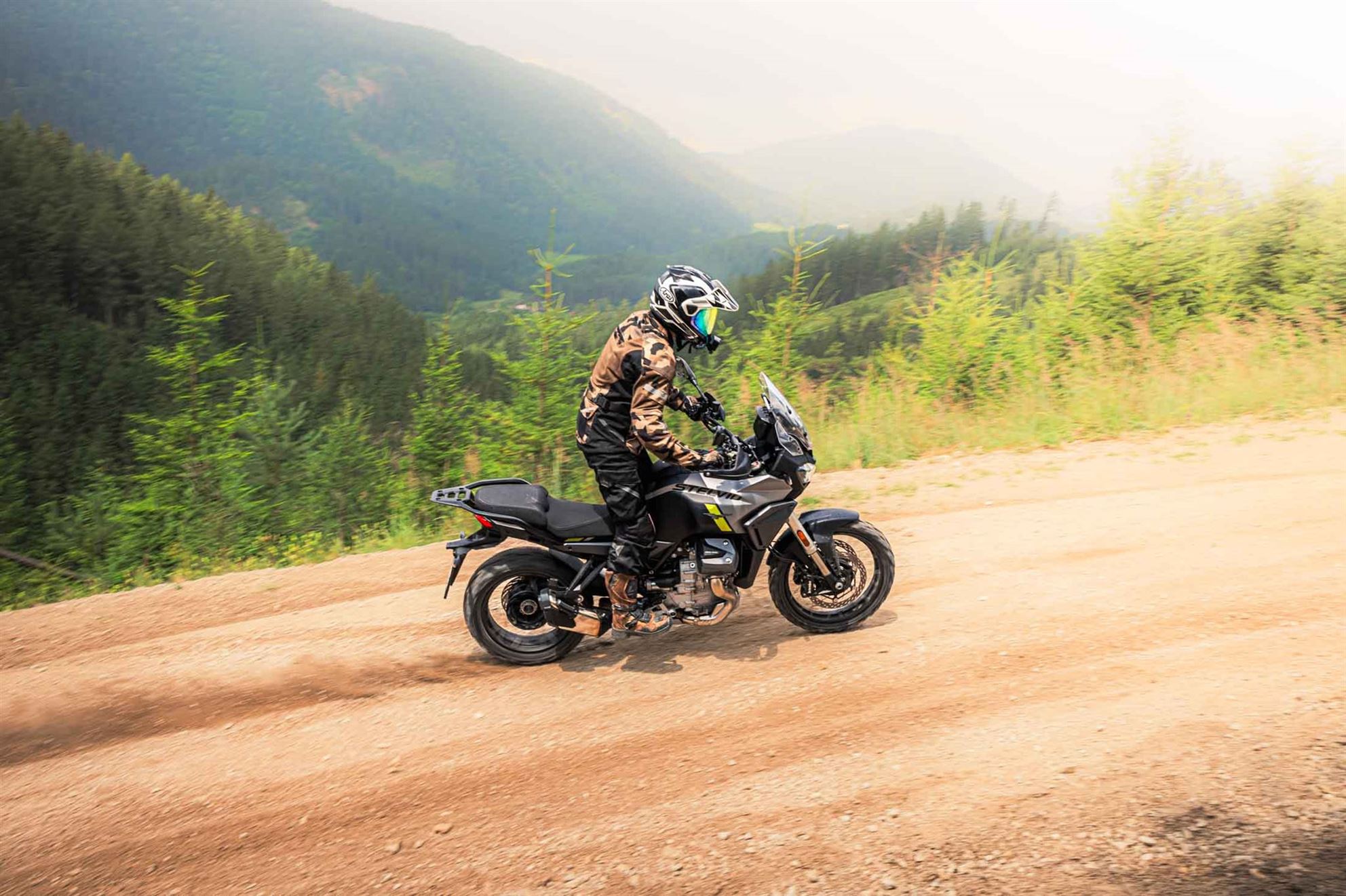 Moto Guzzi Stelvio Offroad Test 2024