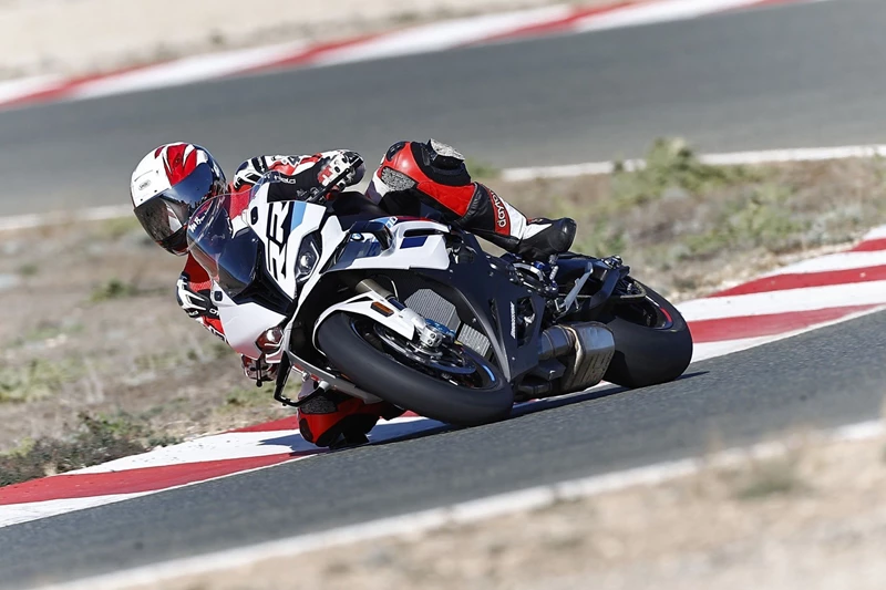 BMW M 1000 RR BMW M 1000 RR