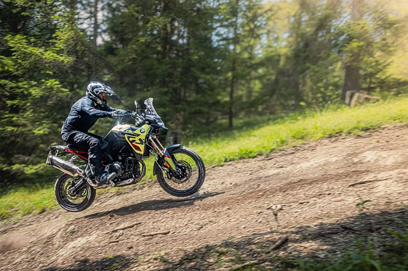BMW F 900 GS Offroad Test 2024 BMW F 900 GS Offroad Test 2024