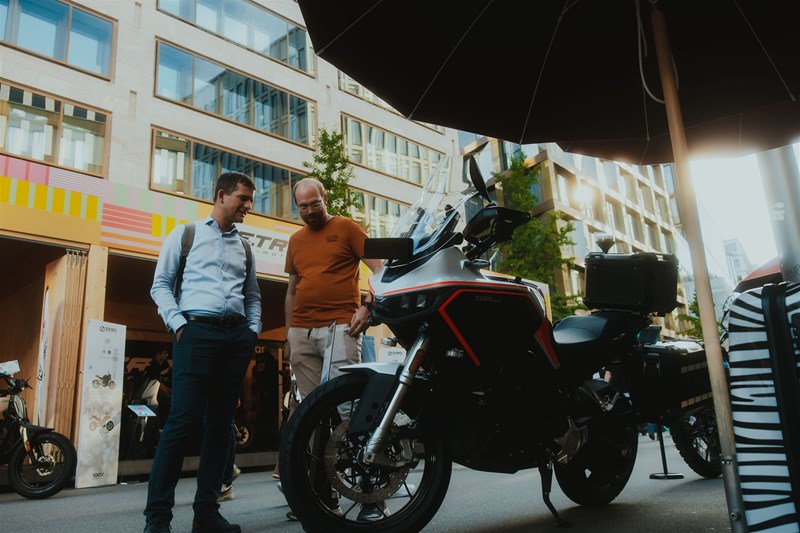 Ein Besuch an der Europaallee wert für Gross und Klein - die E-Nova in Zürich