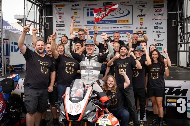 Andreas Kofler ist Meister der IDM Supersport-Klasse Andreas Kofler ist Meister der IDM Supersport-Klasse