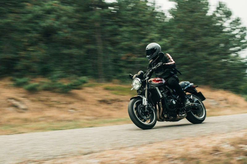 Kawasaki Z900 RS im Test bei der Balkanrally Kawasaki Z900 RS im Test bei der Balkanrally