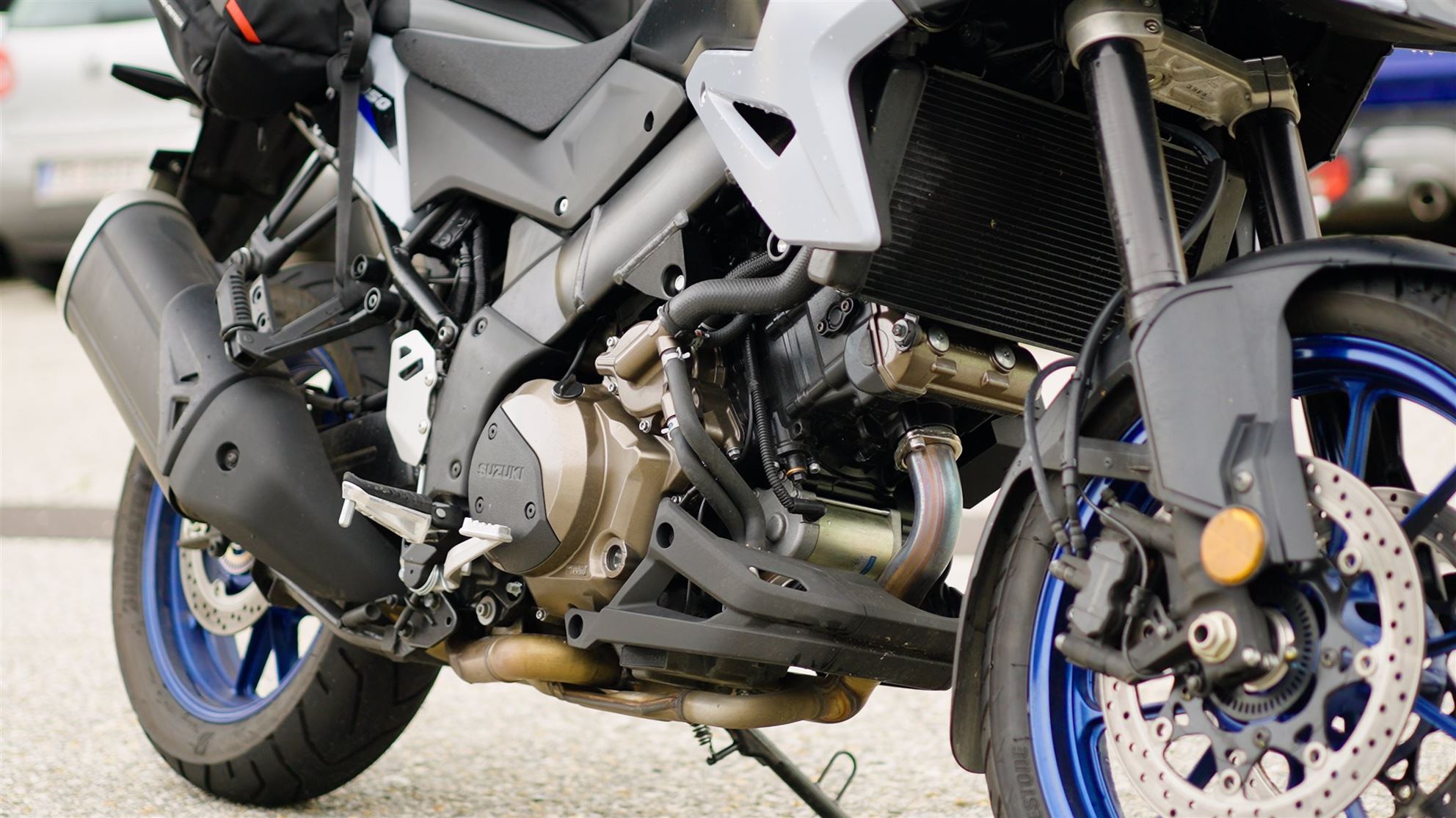 Test comparatif BMW R 1300 GS vs. Suzuki V-Strom 1050