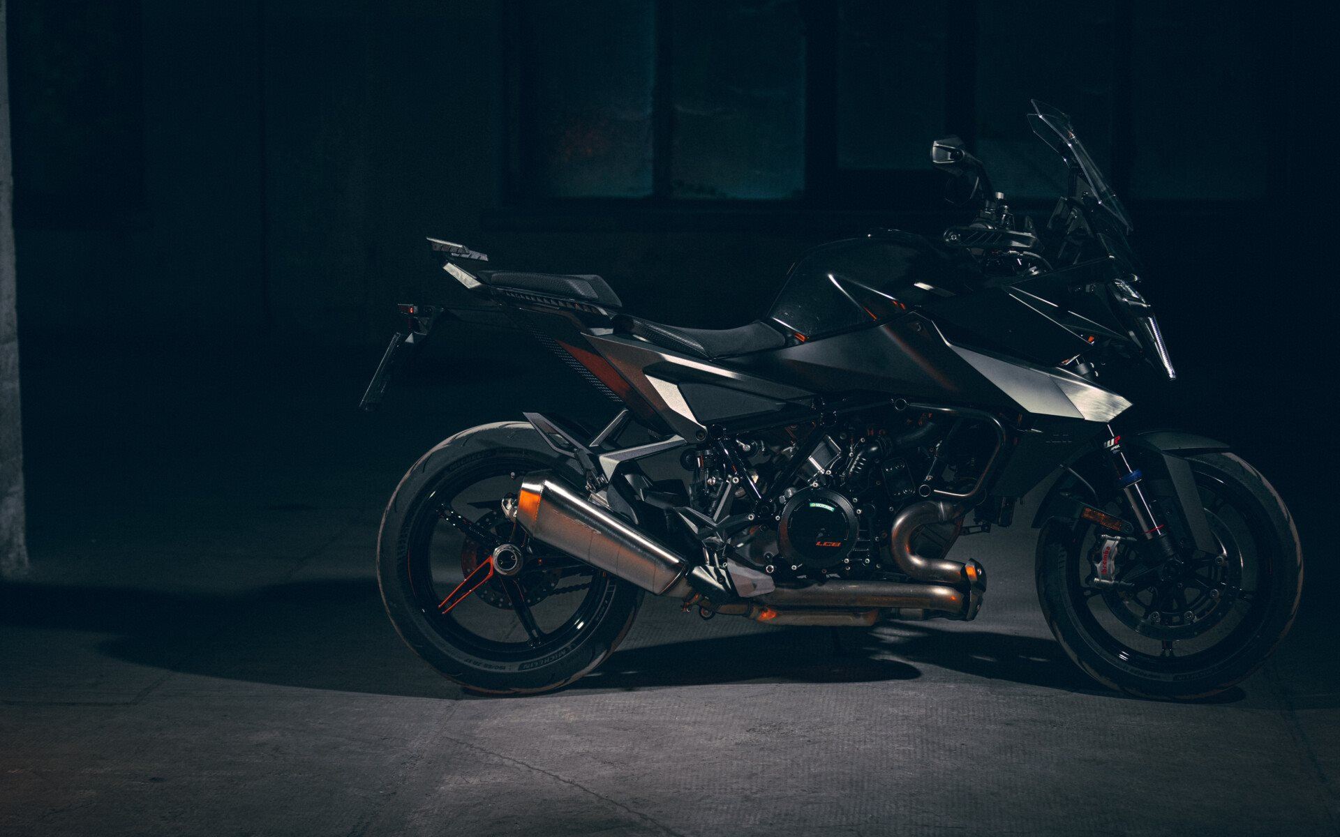 KTM 1390 Super Duke GT Prototipo