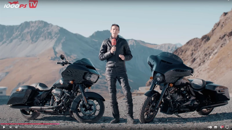 Auch wir bei 1000PS haben die Harley-Davidson Modelle am Stilfser Joch genossen. 150.000 Zuseher hatten mit dem Video von 1000PS Mex auf 1000PS TV schon ihre Freude! Auch wir bei 1000PS haben die Harley-Davidson Modelle am Stilfser Joch genossen. 150.000 Zuseher hatten mit dem Video von 1000PS Mex auf 1000PS TV schon ihre Freude!