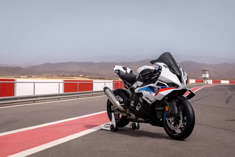 Die neue BMW S 1000 RR 2025. Die neue BMW S 1000 RR 2025.