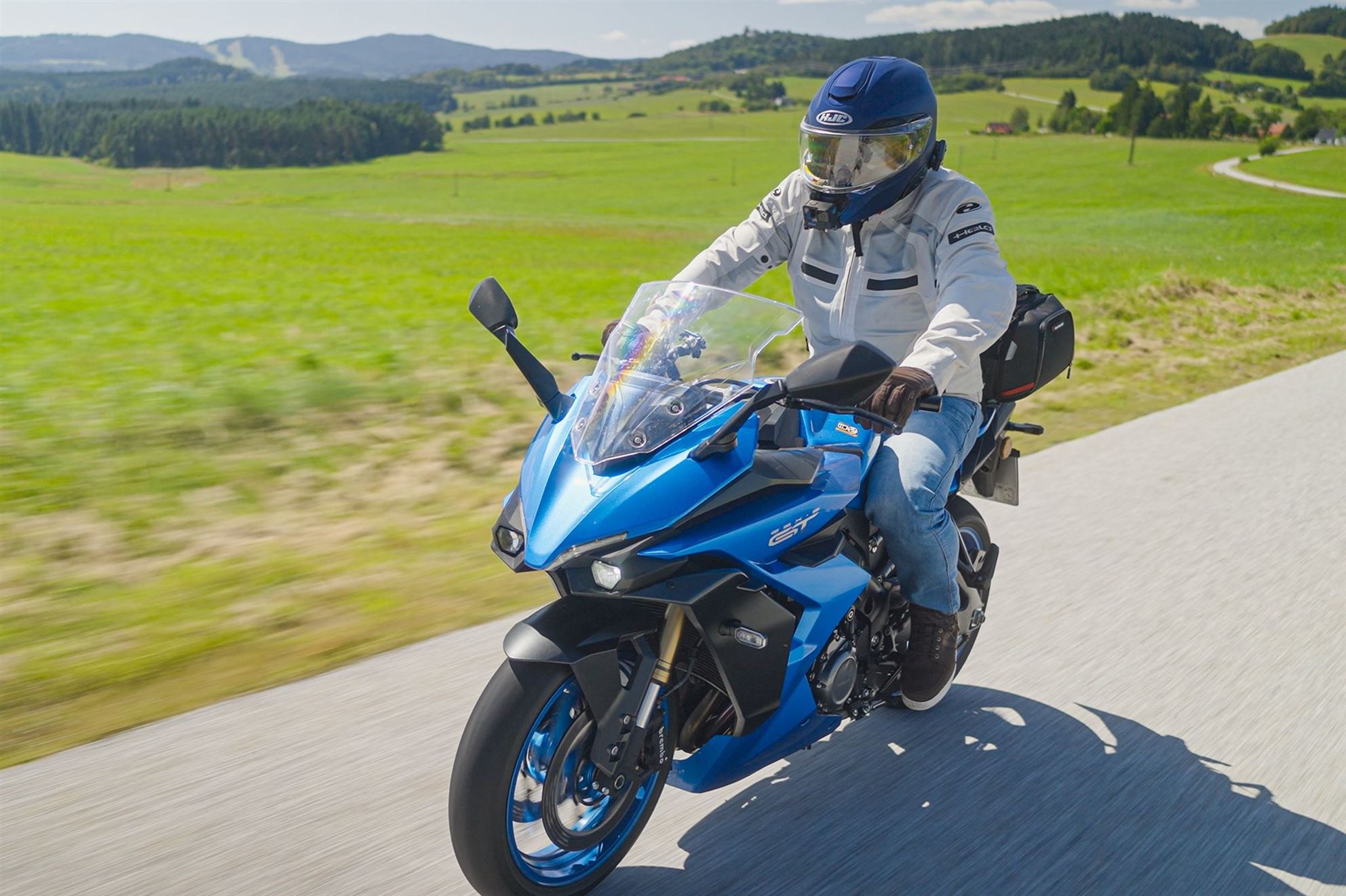 Suzuki GSX-S1000GT Test