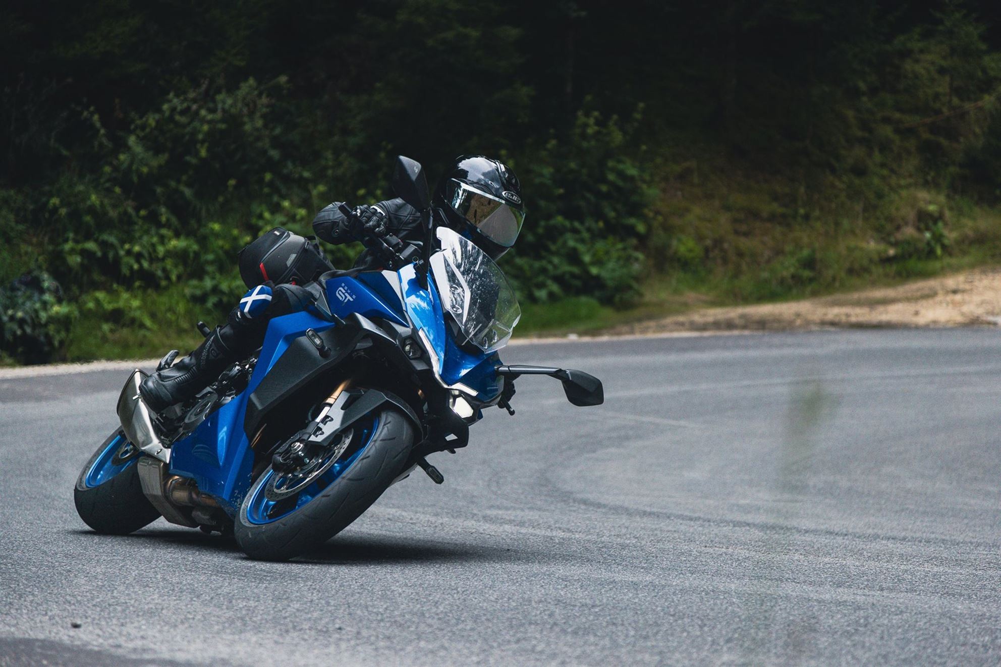 Suzuki GSX-S1000GT Test