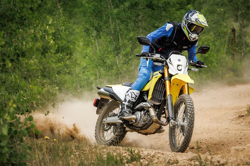 Suzuki DR-Z4S 2025