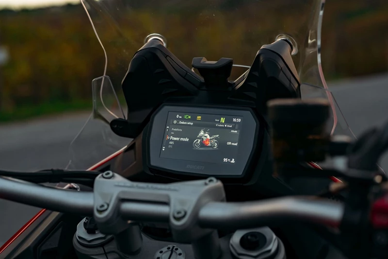 Ducati Multistrada V2 2025 Ducati Multistrada V2 2025