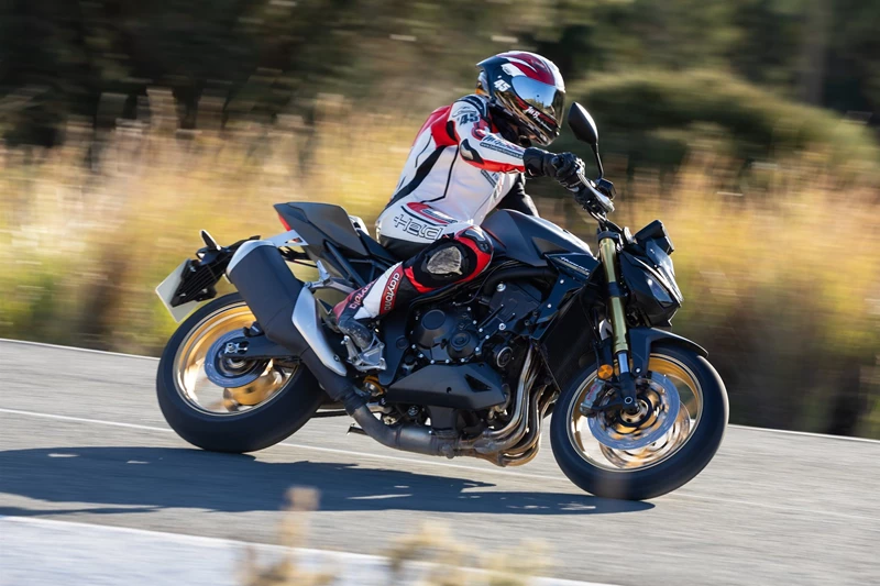 Honda CB1000 Hornet SP 2025 Test Honda CB1000 Hornet SP 2025 Test
