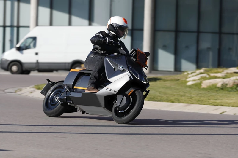 BMW CE04 BMW CE04