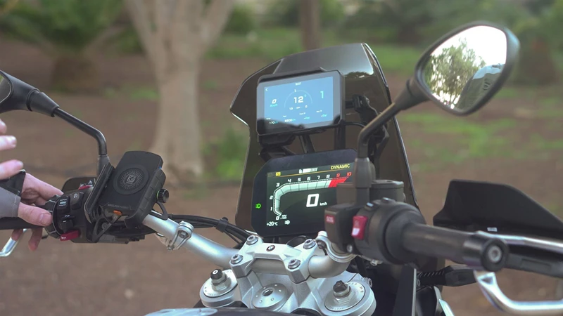 Chigee AIO-5 Play Navigations & Android Auto / Apple Carplay Gerät für BMW Motorrad Chigee AIO-5 Play Navigations & Android Auto / Apple Carplay Gerät für BMW Motorrad