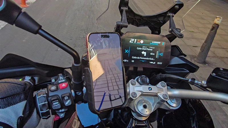 Chigee AIO-5 Play Navigations & Android Auto / Apple Carplay Gerät für BMW Motorrad Chigee AIO-5 Play Navigations & Android Auto / Apple Carplay Gerät für BMW Motorrad