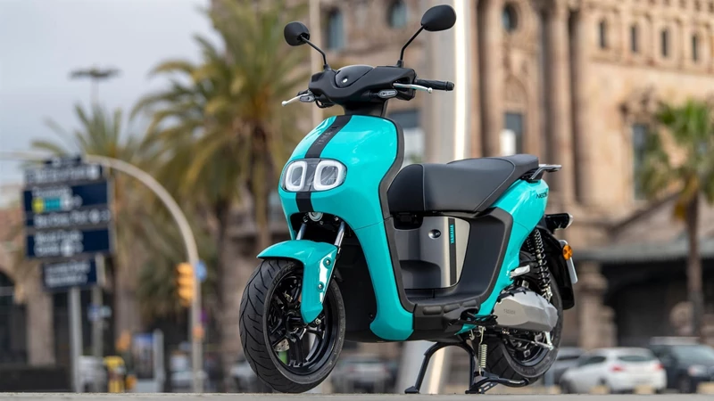 Der Yamaha NEO's. Der Yamaha NEO's.