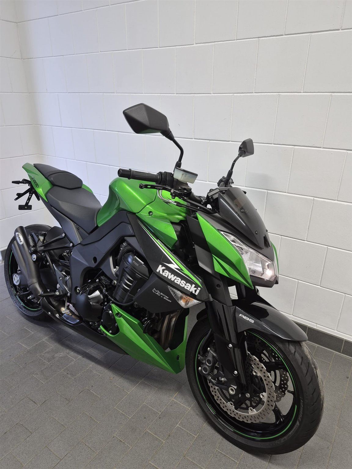 Hett eftertraktad - Begagnade Kawasaki Z1000 från 2014-generationen på 1000PS marknadsplats