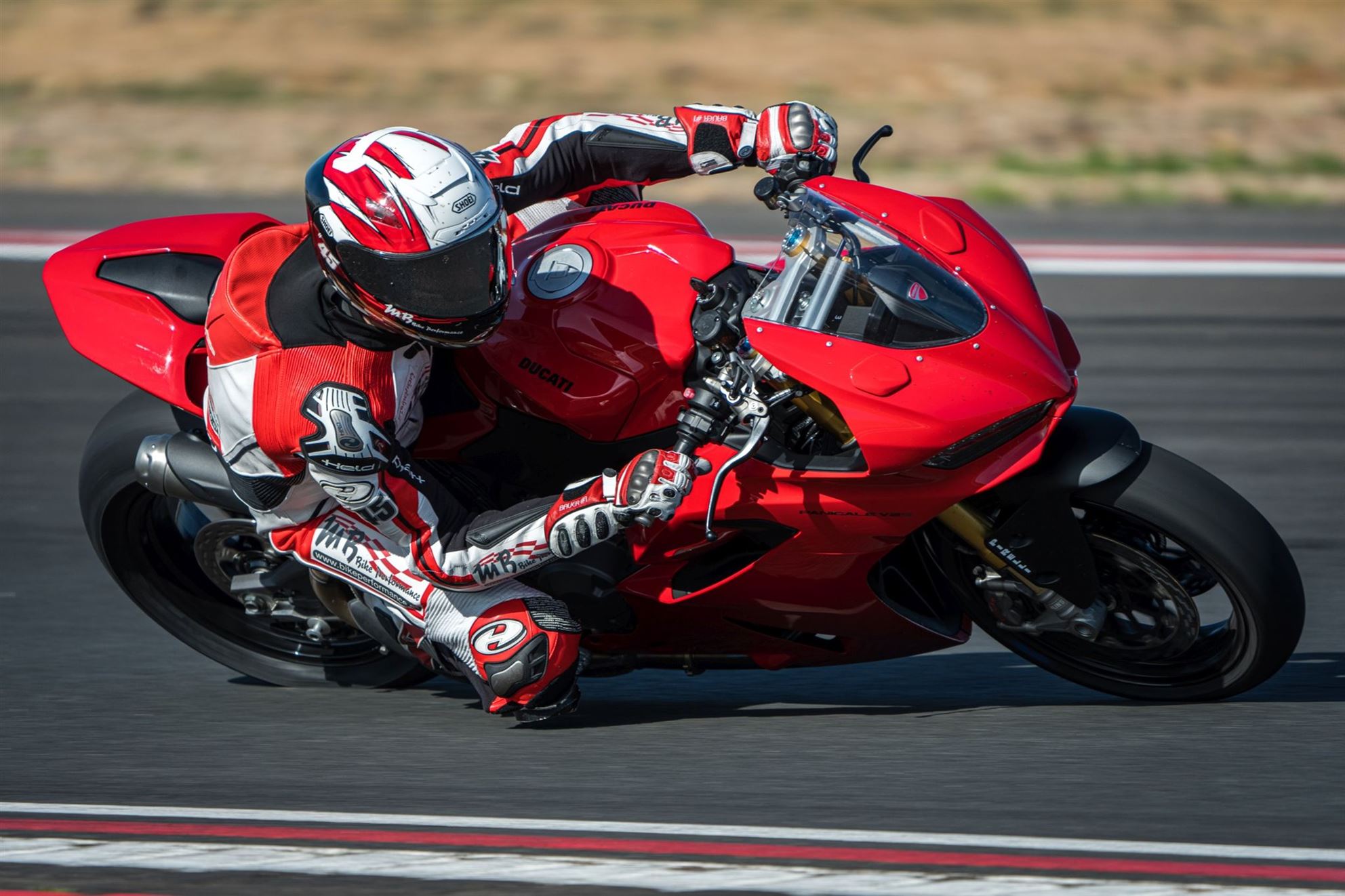 Ducati Panigale V2 2025 Test