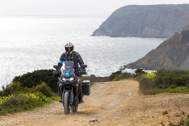 Herrliche Aussichten erwarten in Motorradfahrer in Portugal. Herrliche Aussichten erwarten in Motorradfahrer in Portugal.