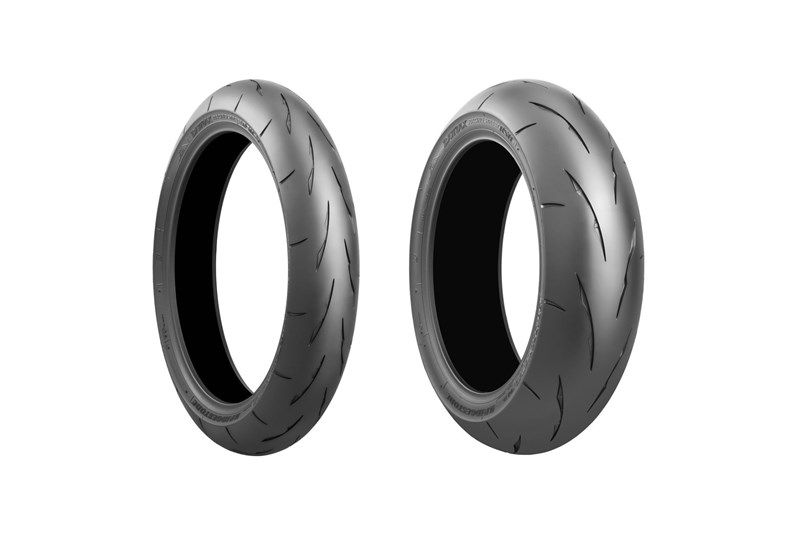 Bridgestone Battlax RS11 als Erstausrüstung für die Yamaha YZF-R9 Bridgestone Battlax RS11 als Erstausrüstung für die Yamaha YZF-R9