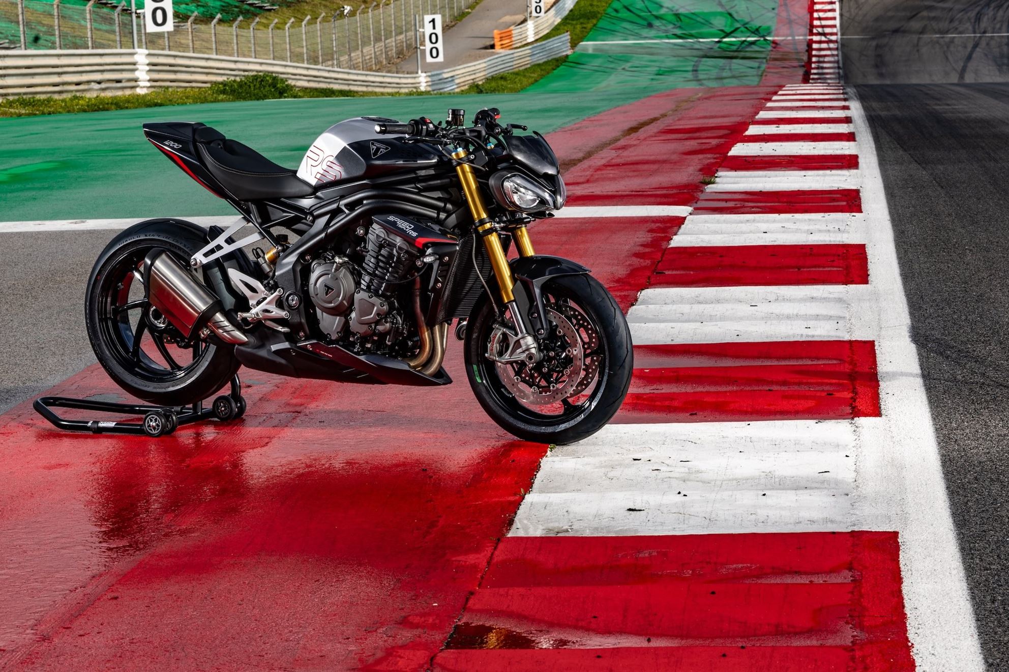 Wet Track, Blue Skies! We Experienced Ever-Changing Weather Conditions at the Portimao Circuit!