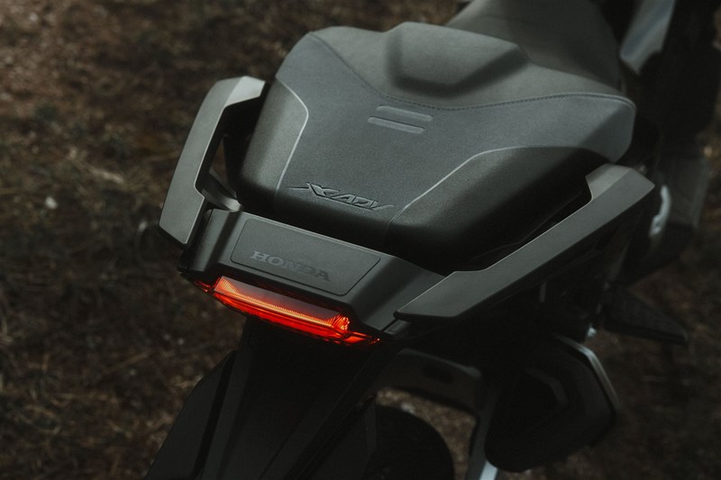 Komfort eines Rollers, Power eines Motorrades - das ist die Honda X-ADV