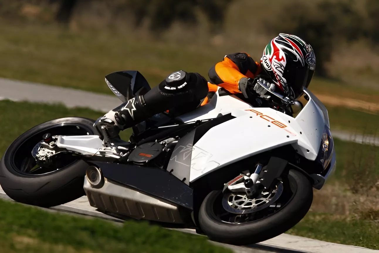 NastNils sa RC8 na međunarodnom press testu 2008