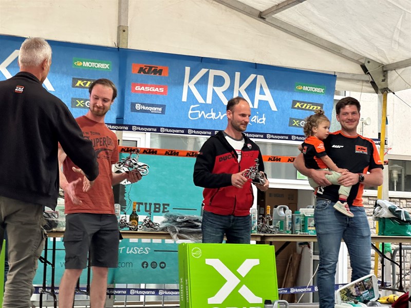 Das Podest in der Big Enduro Klasse - Patrick Neisser siegte auf einer Ducati DesertX