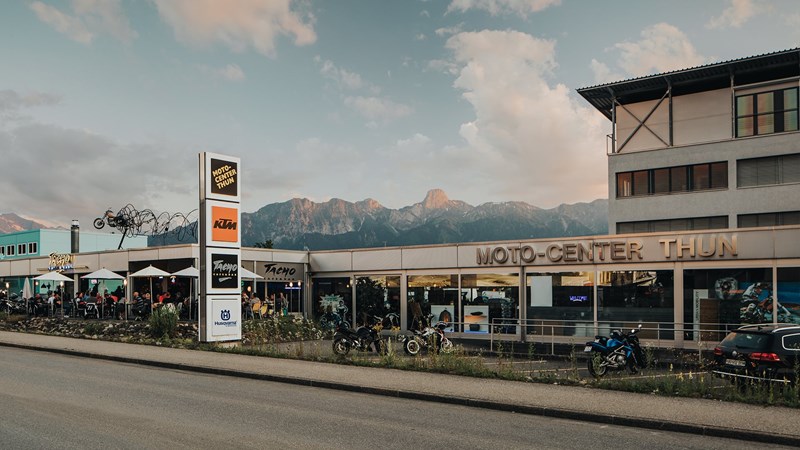 Beim Moto-Center Thun finden wir die perfekte Beratung für Motorradbekleidung – optimal vorbereitet für die Saison 2025. Beim Moto-Center Thun finden wir die perfekte Beratung für Motorradbekleidung – optimal vorbereitet für die Saison 2025.