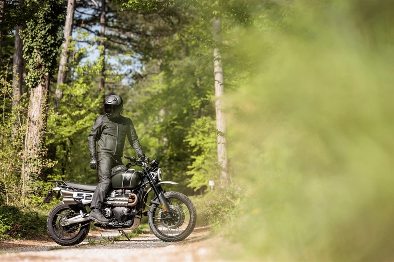Held Cosmo 4 Tourenkombi im Test Held Cosmo 4 Tourenkombi im Test