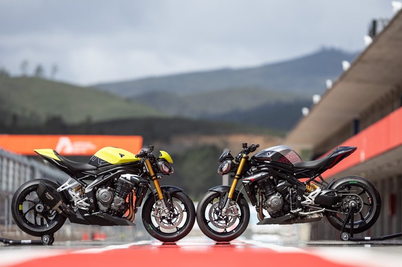 Speed Triple RS und Speed Triple RX im Vergleich