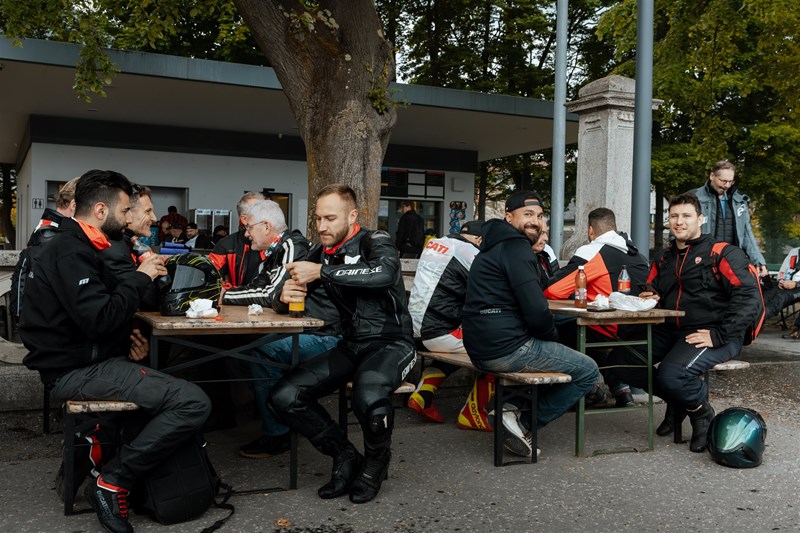 Gute Gespräche unter Gleichgesinnten - das ist der Ducati We Ride As One Event