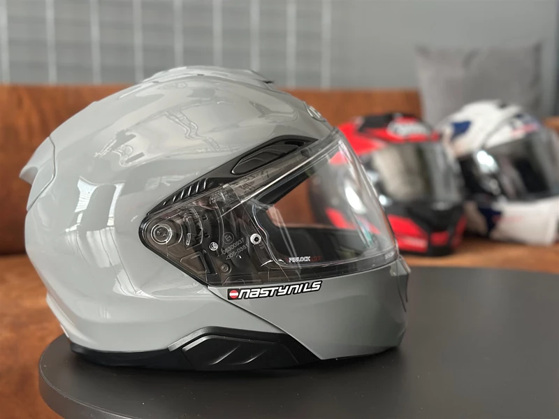 HJC RPHA-91 beim Helmvergleich von 1000PS HJC RPHA-91 beim Helmvergleich von 1000PS