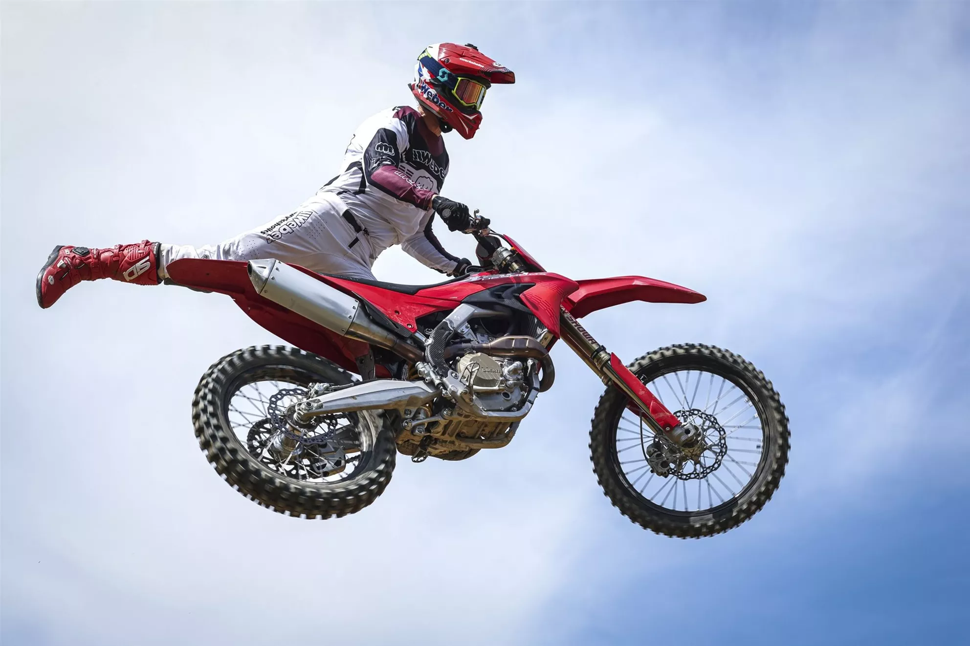 Ducati Desmo450 MX Review 2025
